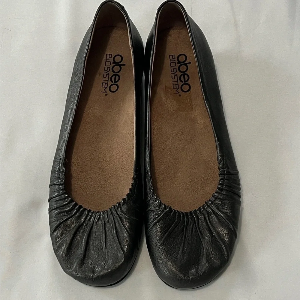 Abeo Taylin Dark Grey Metallic Leather Ballet Flats